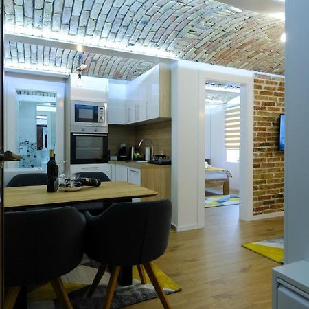All Seasons Apartments Sarajevo With Free Parking Экстерьер фото